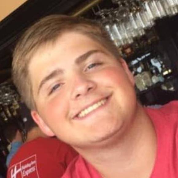 Meet your Posher, Gavin - Picture 1 of 1